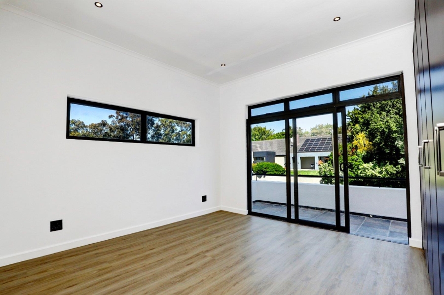 5 Bedroom Property for Sale in Welgemoed Western Cape